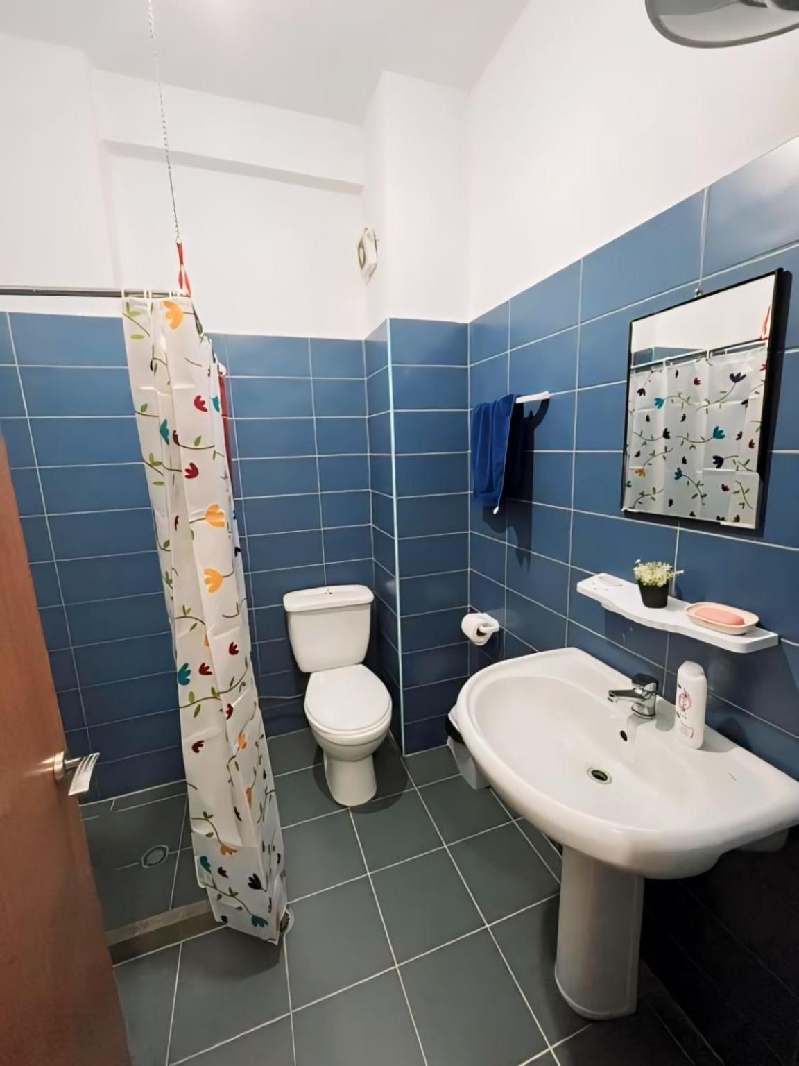 Gerald'S Central Apartments Vlore Luaran gambar