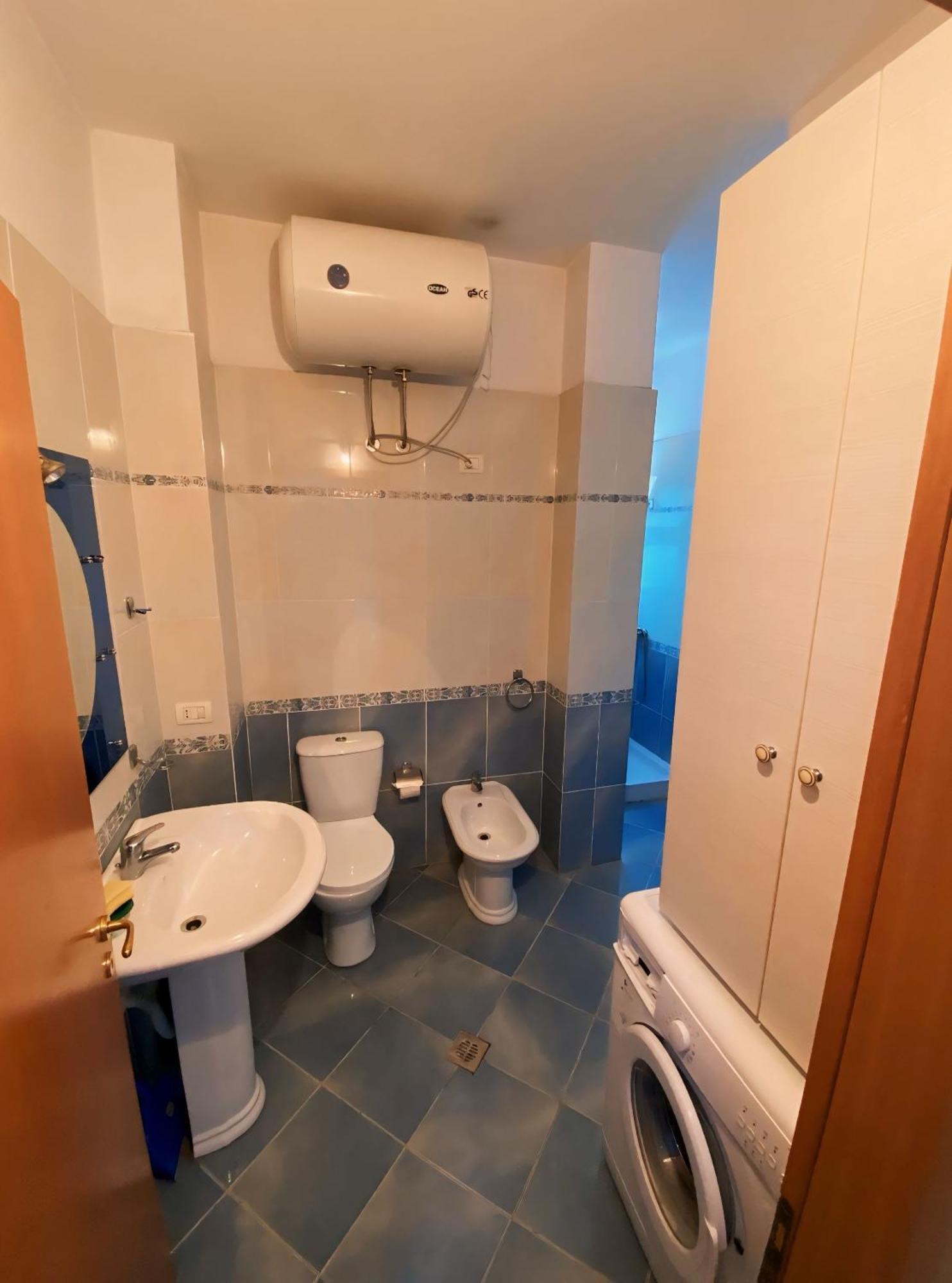 Gerald'S Central Apartments Vlore Luaran gambar