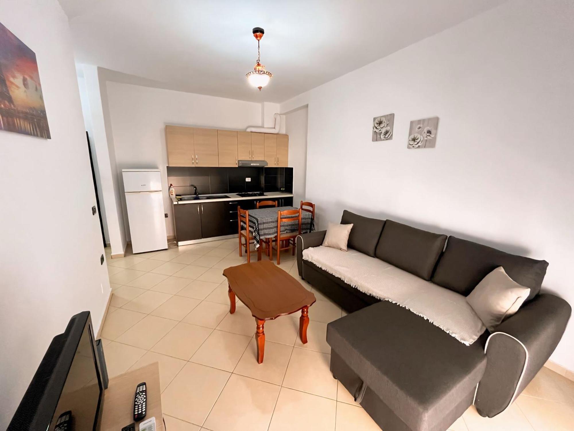 Gerald'S Central Apartments Vlore Luaran gambar