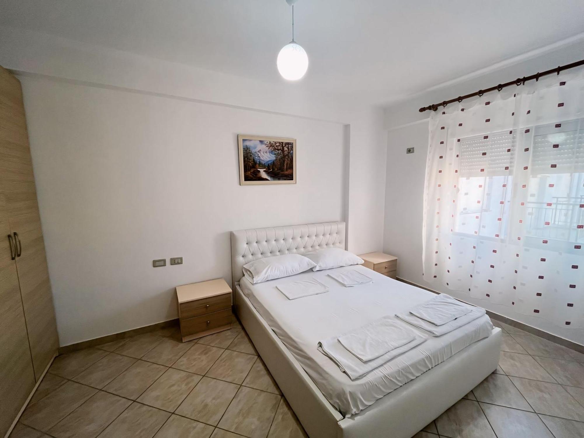 Gerald'S Central Apartments Vlore Luaran gambar